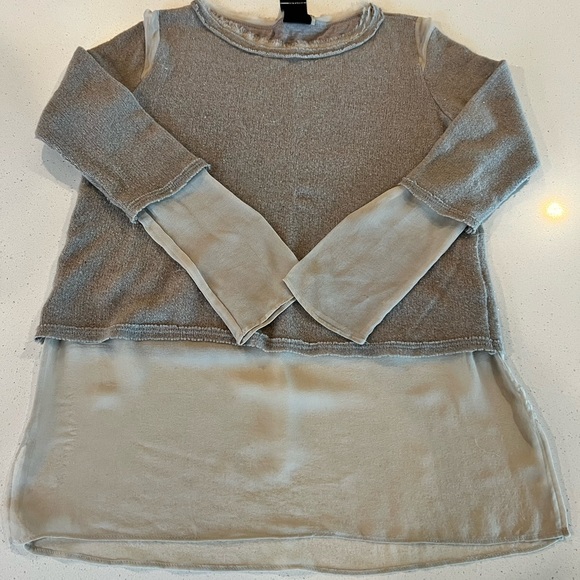 Revolve Heather Layer Top in “Heather Hazel” size medium - Picture 5 of 6